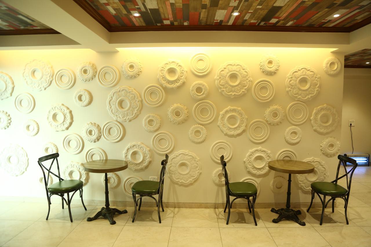 Home-Like Infinity Resort Vrindāvan Exterior foto