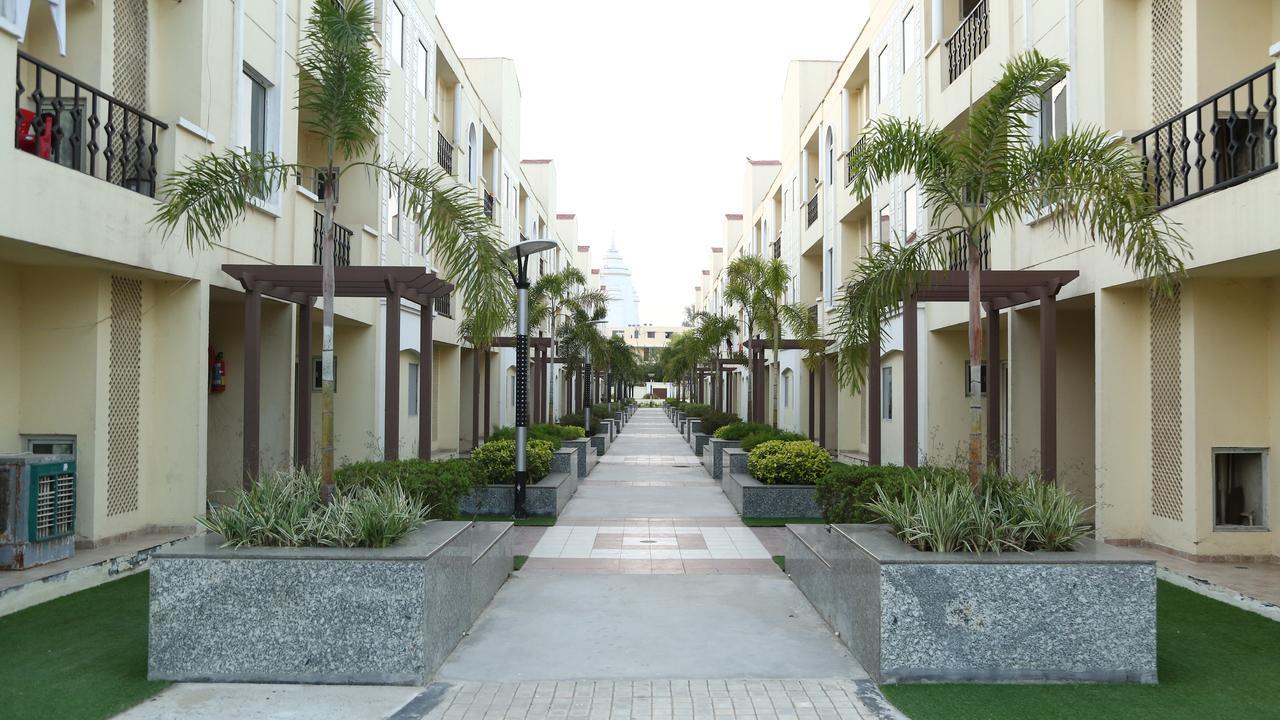 Home-Like Infinity Resort Vrindāvan Exterior foto